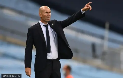 ZINEDINE ZIDANE NAMED NEW HEAD COACH OF FRANCE NATIONAL TEAM Paris