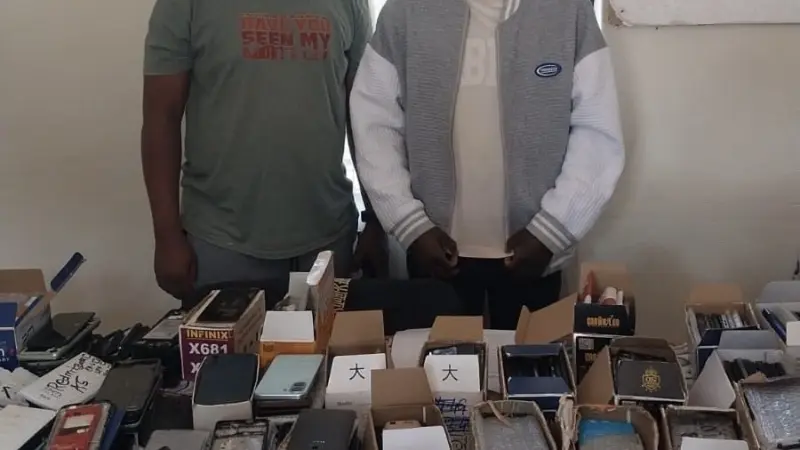 TWO SUSPECTS ARRESTED IN KISII PHONE THEFT AND HACKING RACKET AS OVER 500 PHONES RECOVERED
