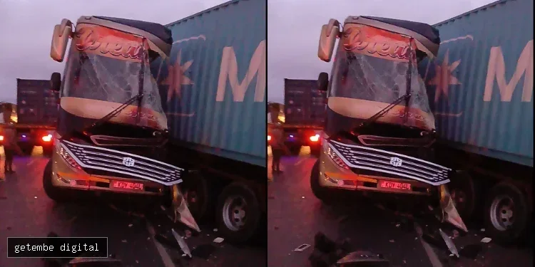 TRAGEDY AS DREAMLINE BUS PASSENGER DIES IN EARLY-MORNING CRASH ON NAIROBI-MOMBASA HIGHWAY