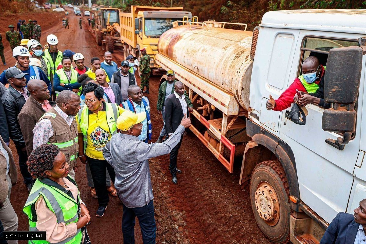 KENYA PREPARES FOR POSSIBLE EVACUATIONS AS EL NIÑO RAINS LOOM
