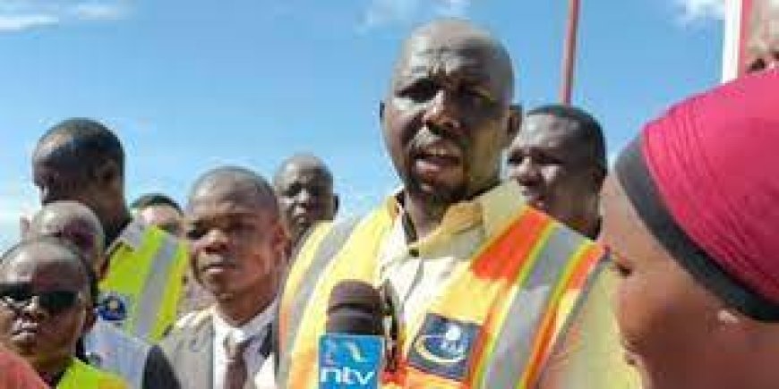 Murkomen faults Uhuru regime for leaking roof, power blackout at JKIA