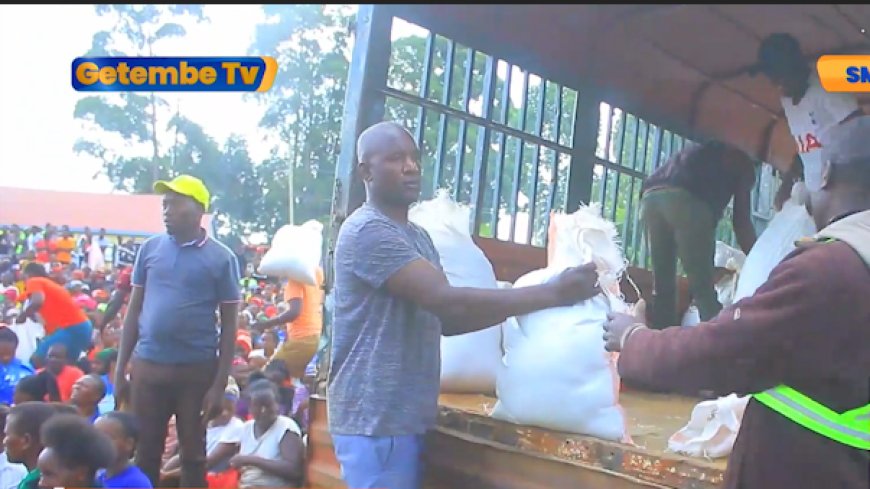 MP Zaheer Jhanda provides food aidto less fortunate residentsin Nyaribari Chache