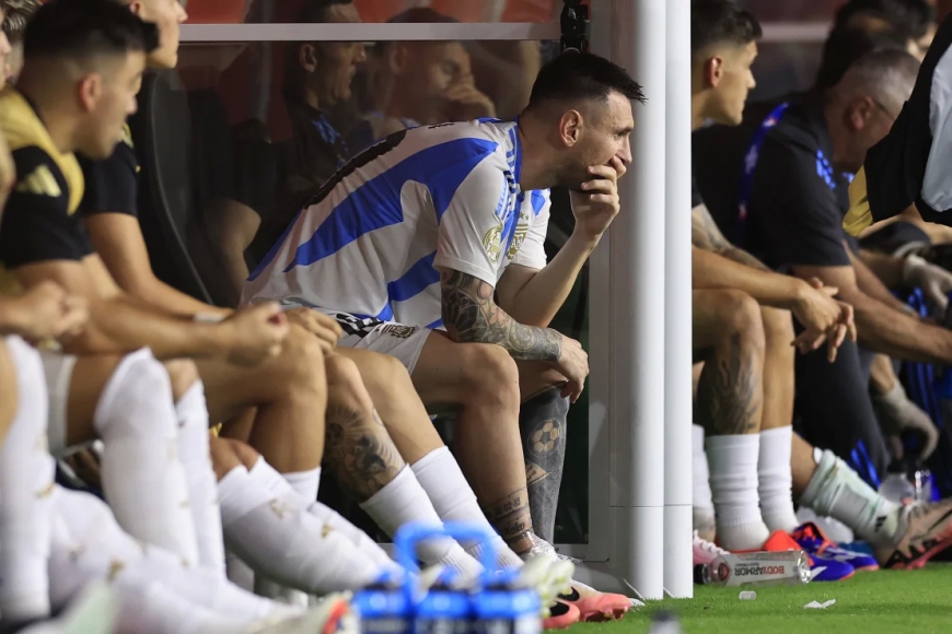 A tearful Lionel Messi looked on from the bench, clearly emotional after being forced off the field due to injury.