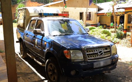 Businesswoman found dead and naked in a river