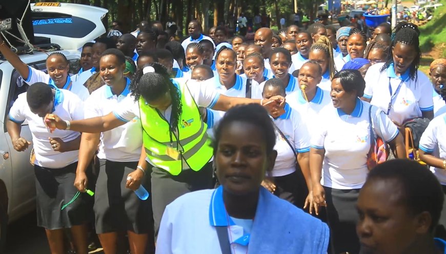 Small scale traders join hands, come together to improve their lives financially